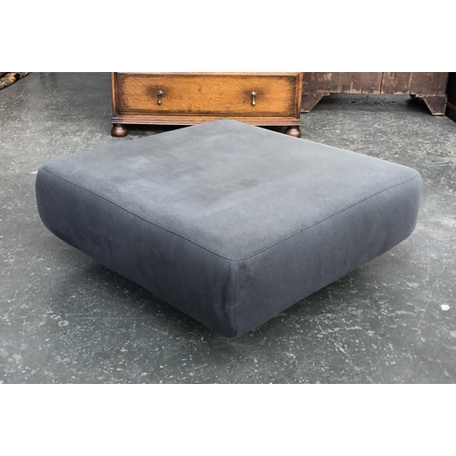 1199 - A large grey ottoman, 90x90x35cmH