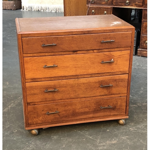 1285 - A 20th century chest of four drawers, 77cmW