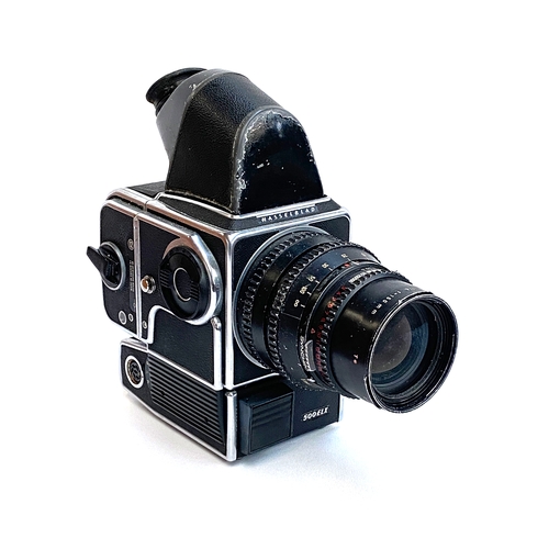 546 - A Hasselblad 500ELX camera, with a Hasselblad Carl Zeiss Sonnar 150mm f4 lens, no. 6109458