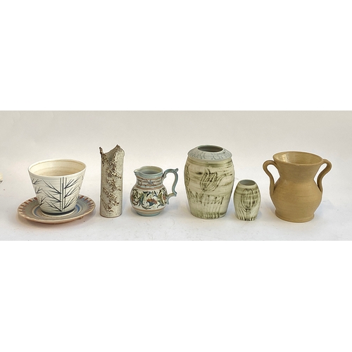 68 - A mixed lot of ceramics to include Carn Pottery, Penzance; Glyn Colledge Denby etc