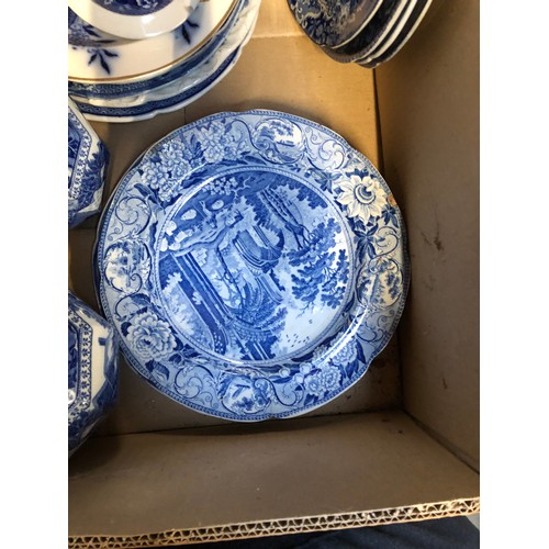 140 - A quantity of 19th century blue and white ceramics to include Wedgwood Fallow Deer jugs, Leeds Potte... 