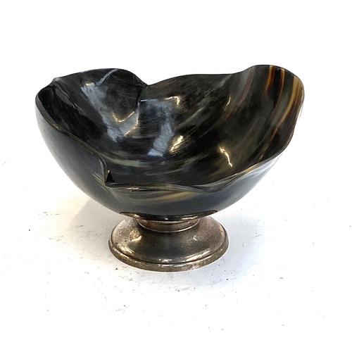 308 - Interior design interest: a smart horn and silver plated rose bowl, 16cmH