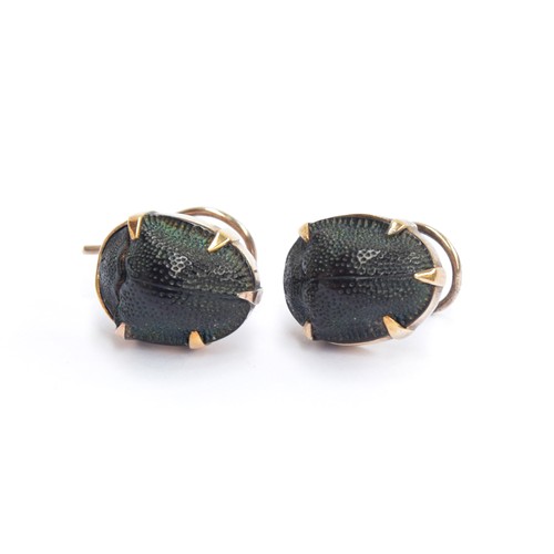 28 - A pair of Victorian gold mounted scarab beetle earrings, each 1.5cm long, 2.3g
