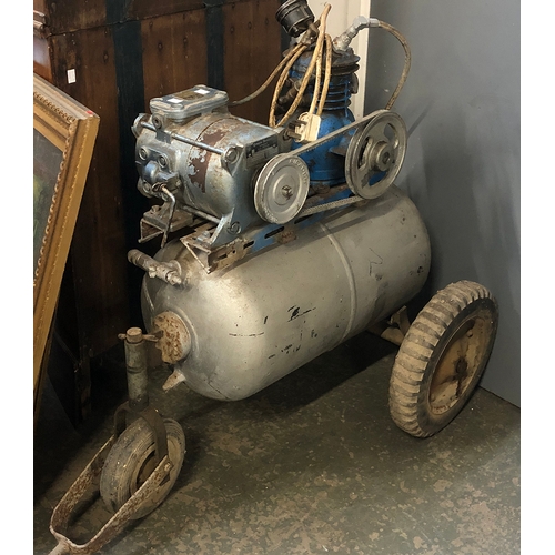 1156 - A compressor on wheels