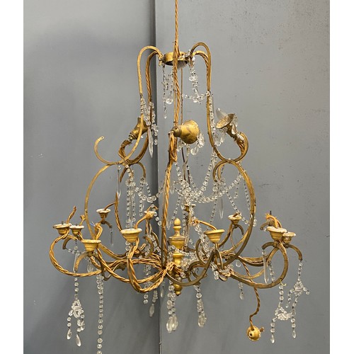 1175 - A gilt metal and glass drop 15 fitting chandelier, in need of restoration