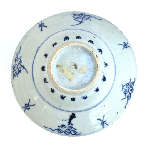 106 - Seven 19th century Chinese export blue and white porcelain bowls, six approx. 18cm to 18.5cm; one sm... 