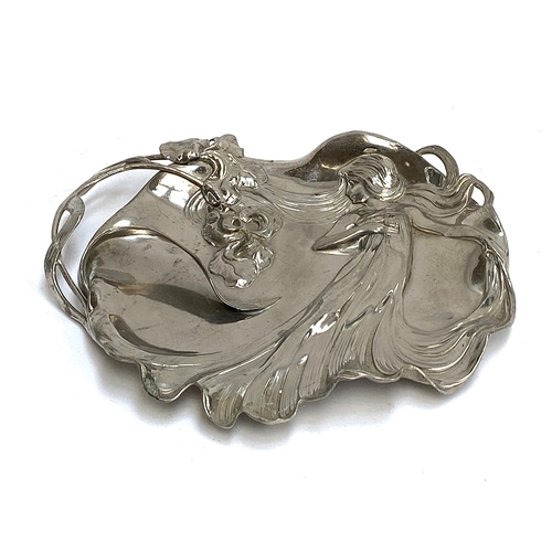 87 - An Art Nouveau/Jugendstil WMF (Württembergische Metallwarenfabrik) silver plated tray, depicting a w... 