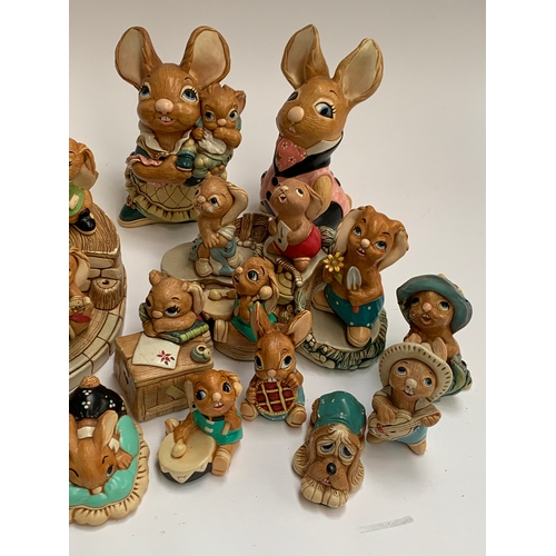 126 - A quantity of Pendelfin figurines (approx. 40), together with 3 stands