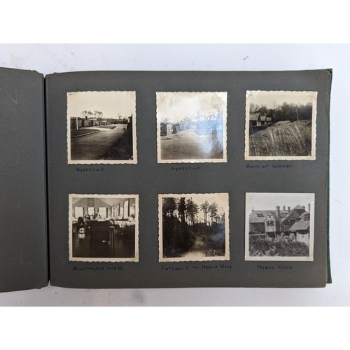 418 - A large quantity of 20th century holiday photographs and postcards, from the 1920s to early 60s; to ... 