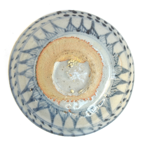 109 - A small Chinese blue and white Tek Sing Cargo style dish, 10.2cm diameter; together with a small 19t... 