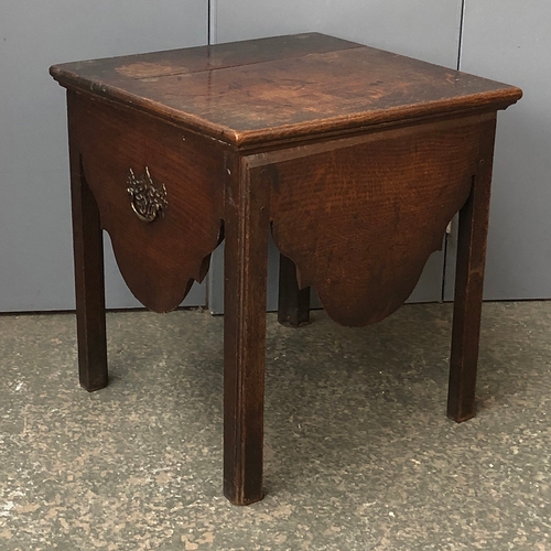 727 - A George III oak commode stool, having twin handles carry, 49x56x51cmH