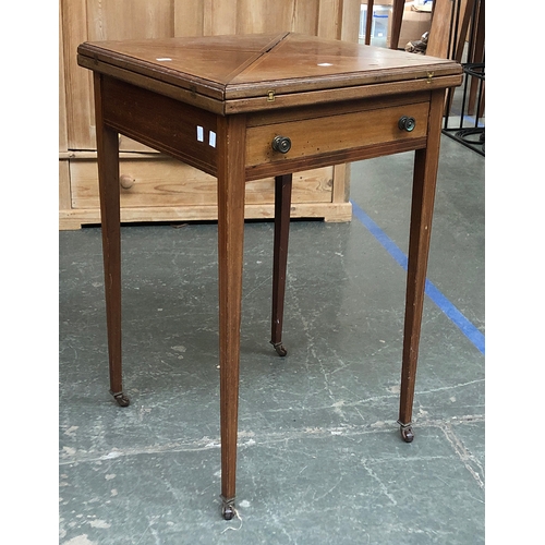 783 - An Edwardian mahogany and line inlaid envelope card table, on square tapered legs, 51x51x78cmH