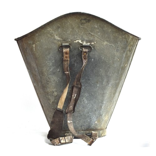 886 - An early 20th century French grape hod, galvanised metal with repainted Chateauneuf-du-Pape letterin... 