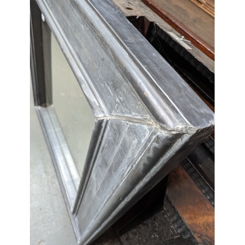 973 - A very large lead framed mirror, the plate af, 121x121cm