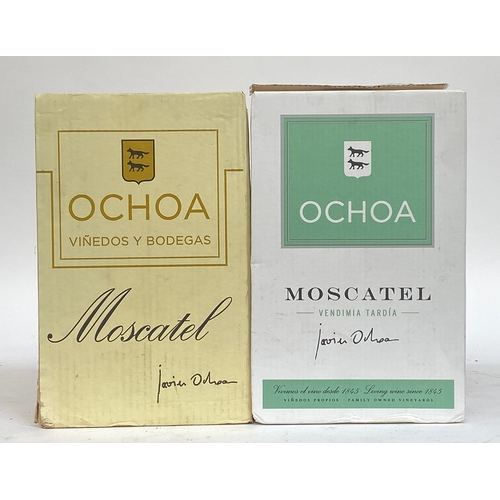 2113 - Ochoa Moscatel Vendimia Tardia, Navarra 2012 and 2016, 12x50cl