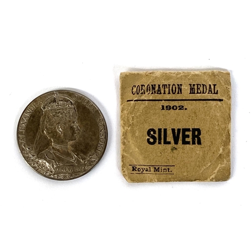 72 - A 1902 Royal Mint silver coronation medal, in original packet