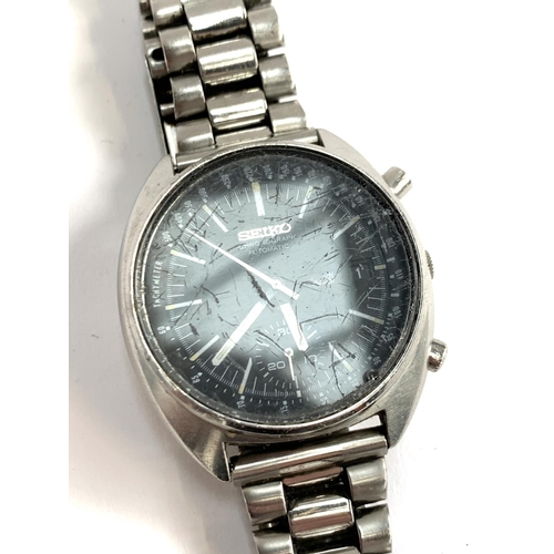 91 - A gents Seiko Chronograph Automatic (af), stainless steel 6139-7030