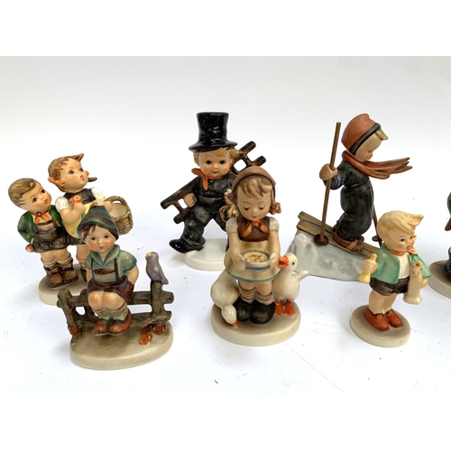 216 - A quantity Goebel Hummel figurines to include 'Be Patient', 'To Market', 'Happy Traveller', 'Little ... 