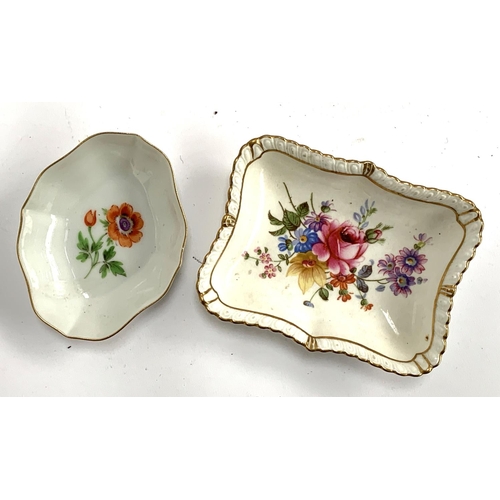 188 - A mixed lot of ceramics to include Meissen pin dish, Royal Crown Derby, Tweedsmuir Glass miniature p... 