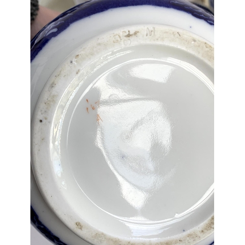 194 - A quantity of blue and white ceramics, mainly Willow pattern part tea service, including teapot with... 