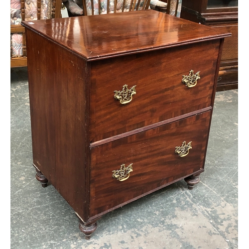 701 - A 19th century mahogany commode chest (converted), two drawers, 68x52x80cmH