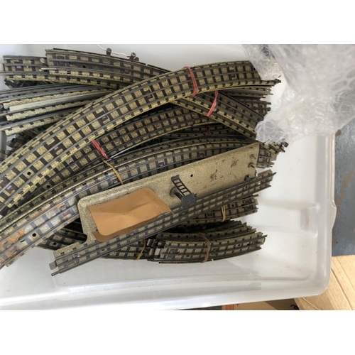 402 - A quantity of Hornby OO gauge accessories to include 2 boxes of track, power control unit, gaugemast... 