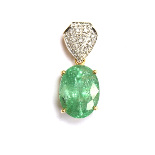 83 - An 18ct gold mounted paraiba tourmaline pendant, the oval cut tourmaline measuring 12x9mm, weight 6.... 