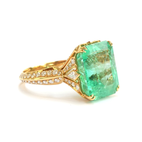 123 - A Kat Florence 18ct gold, emerald and diamond ring, the Muzo Colombian emerald 9.69cts and measuring... 