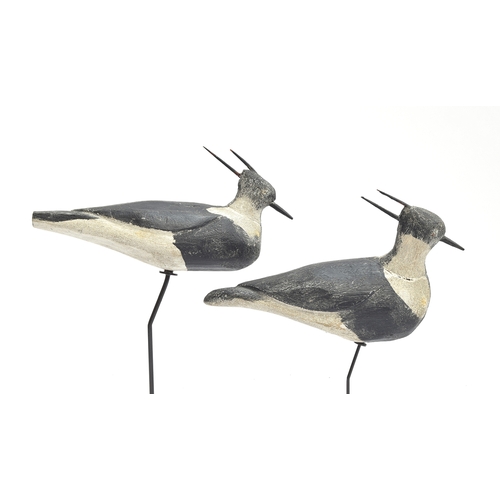 358 - Two 19th century naive folk art decoy lapwings, both mounted on stands, 24cm and 26cm long

Provenan... 