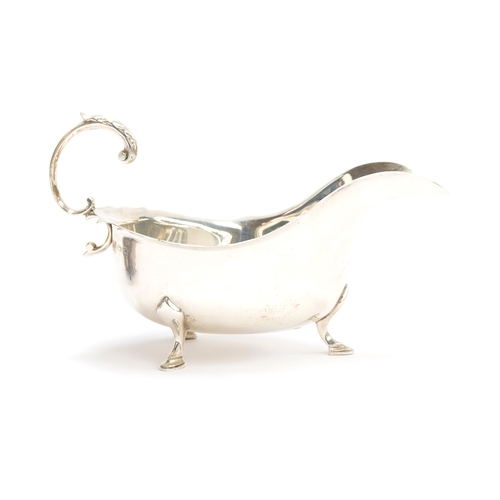 192 - A George V silver sauce boat by Barker Brothers Silver Ltd, Birmingham 1931, 5.2ozt