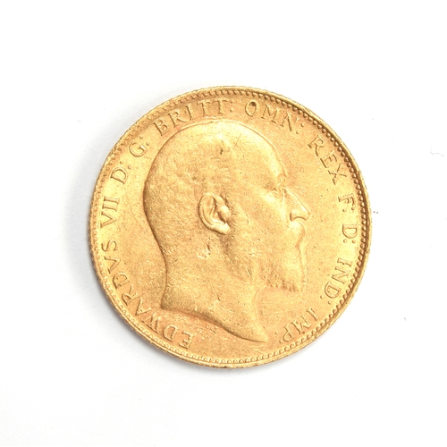 144 - An Edward VII full sovereign, 1910