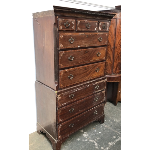 867 - An 18th century mahogany chest on chest in need of restoration, 103x52x176cmH