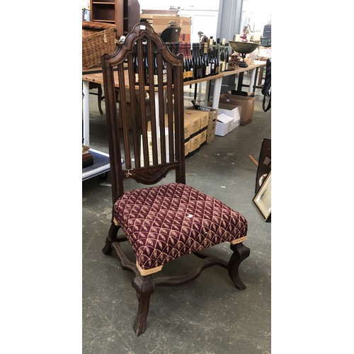 843 - A 19th century mahogany hall chair on shaped legs in 18th century style