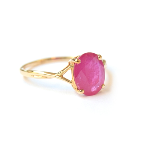 16 - A 9ct gold ruby ring, the Montepuez ruby 2.5cts, size S, 2.1g