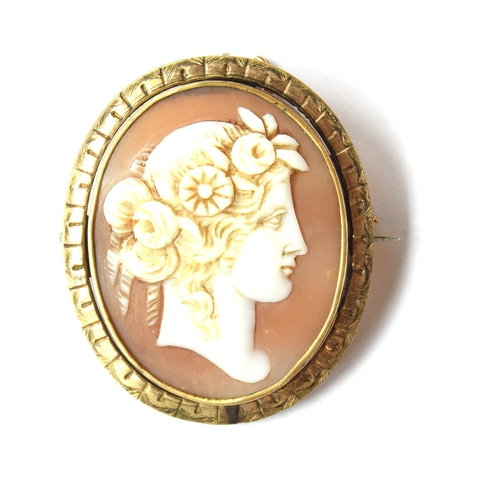 123 - A late Victorian gilt metal mounted well carved shell cameo of the goddess Flora, with a gold safety... 