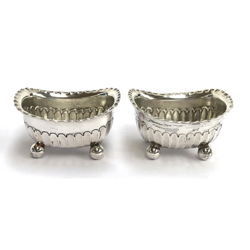 157 - A pair of silver salts, hallmarked for J.D&S, Sheffield, 1895, 1.6ozt