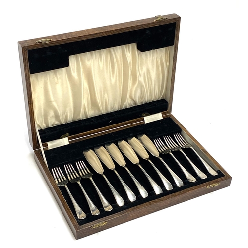 154 - A cased set of silver fish knives and forks for six settings, hallmarked for Atkin Brothers, Sheffie... 