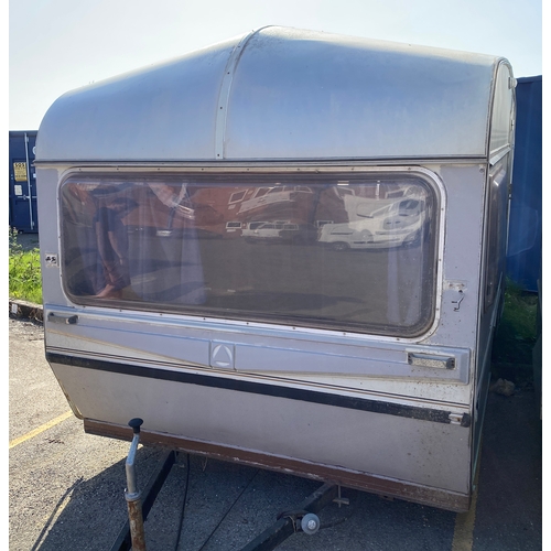 1408 - A further vintage caravan, in need of some TLC