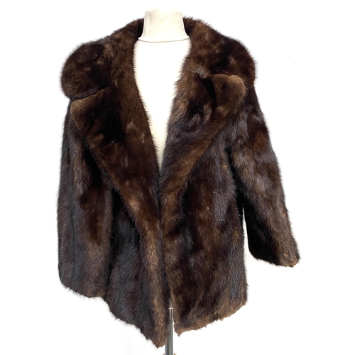 727 - A quantity of vintage fur (af): A vintage fur wrap and collar; fur short jacket; and a fox fur wrap