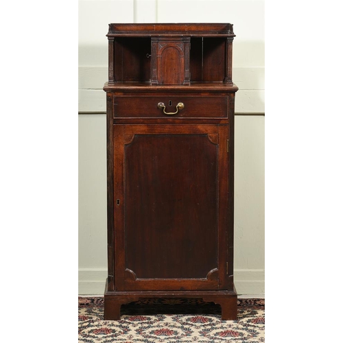 417 - A George III mahogany side cabinet, c.1800, the superstructure with central small cupboard and flank... 