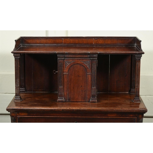 417 - A George III mahogany side cabinet, c.1800, the superstructure with central small cupboard and flank... 