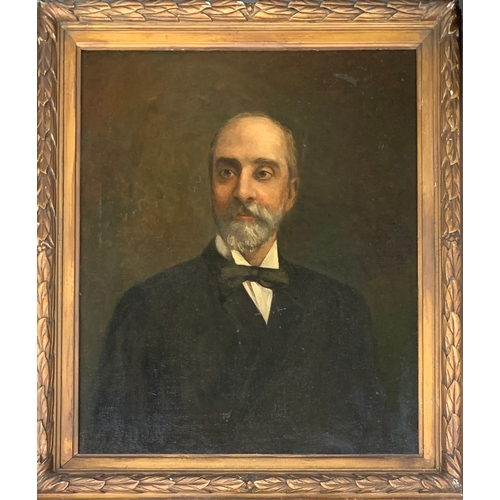 288 - An early 20th century oil on canvas portrait of a gentleman, 74.5x61cm