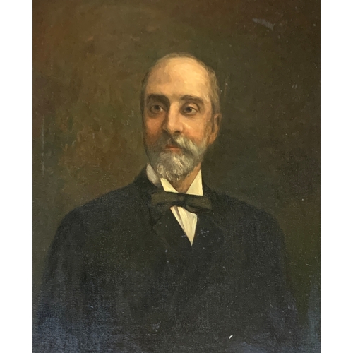 288 - An early 20th century oil on canvas portrait of a gentleman, 74.5x61cm