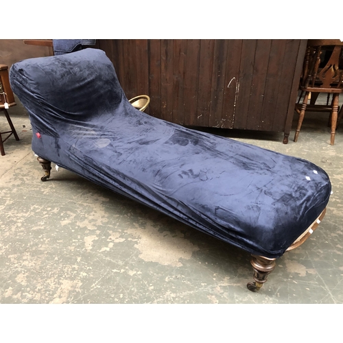 1225 - A late Victorian chaise longue, with turned legs, brass caps and ceramic casters, approx. 190cmL