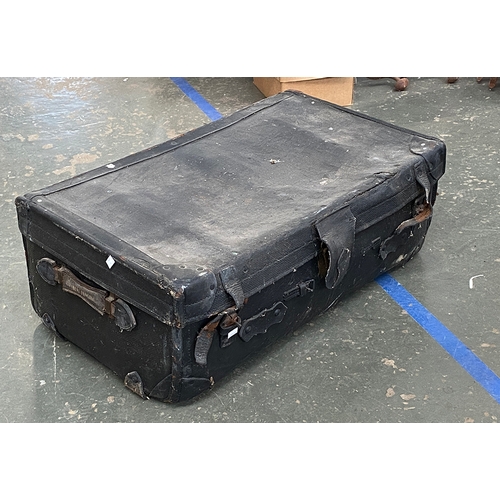 1250 - A Victorian canvas travel trunk, 84cmW