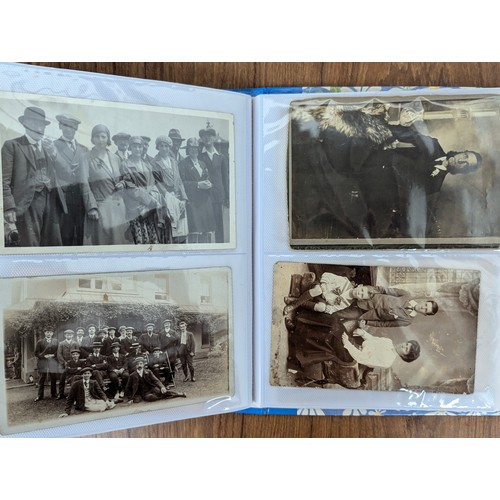 488 - A collection of over 500 postcards from the early 1900's covering the First World War, Second World ... 