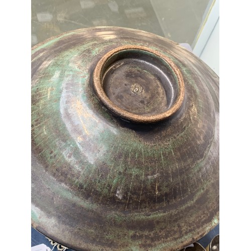 158 - Dame Lucie Rie DBE (1902-1995), a stoneware bowl, of circular form, the interior and exterior under ... 