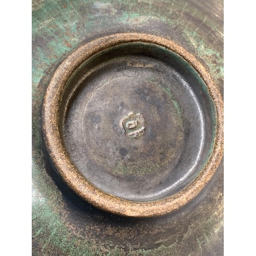 158 - Dame Lucie Rie DBE (1902-1995), a stoneware bowl, of circular form, the interior and exterior under ... 