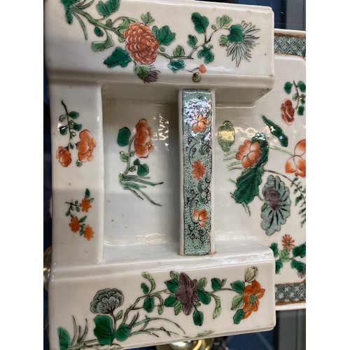 215 - A Chinese porcelain famille verte letter/brush stand, decorated with chrysanthemums and peonies, 20c... 