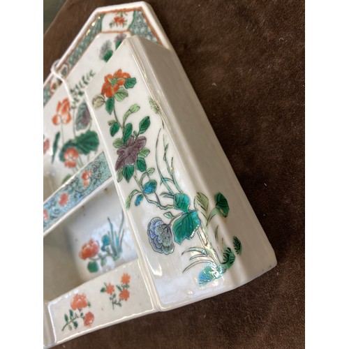 215 - A Chinese porcelain famille verte letter/brush stand, decorated with chrysanthemums and peonies, 20c... 